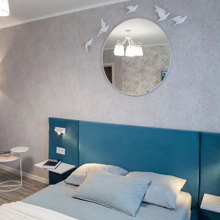 Аппартаменты Металлист Посуточно Vip Kharkiv Bagian luar foto